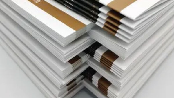 如何在画册印刷中选择适合的纸张材料？